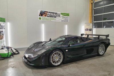 Mosler MT 900