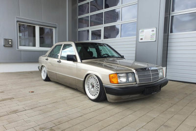Mercedes E190 mit Luftfahrwerk