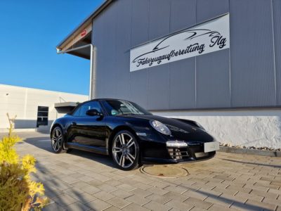 Porsche 911 Cabrio Black Edition in Uni Schwarz